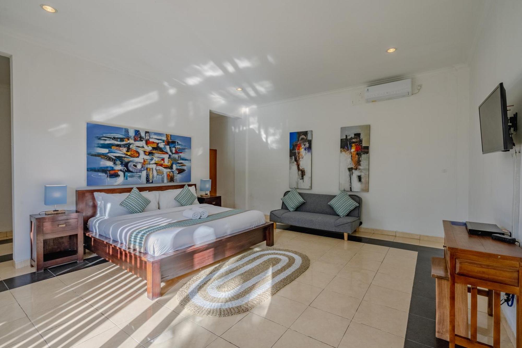 5 Bedroom In Centre Location Of विला Seminyak (Bali)